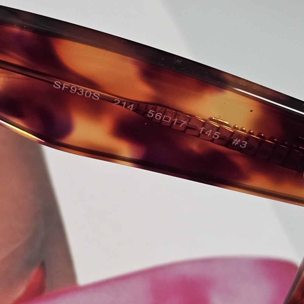 Salvatore Ferragamo Cat Eye Sunglasses FULL SET - Picture 11 of 14